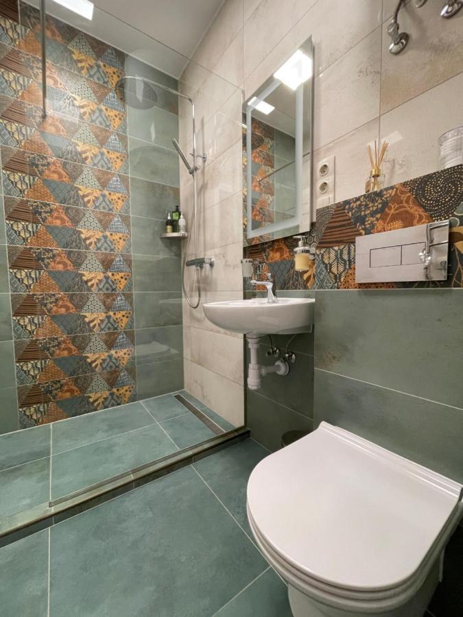 Von Cruss Apartments In Lviv Dış mekan fotoğraf